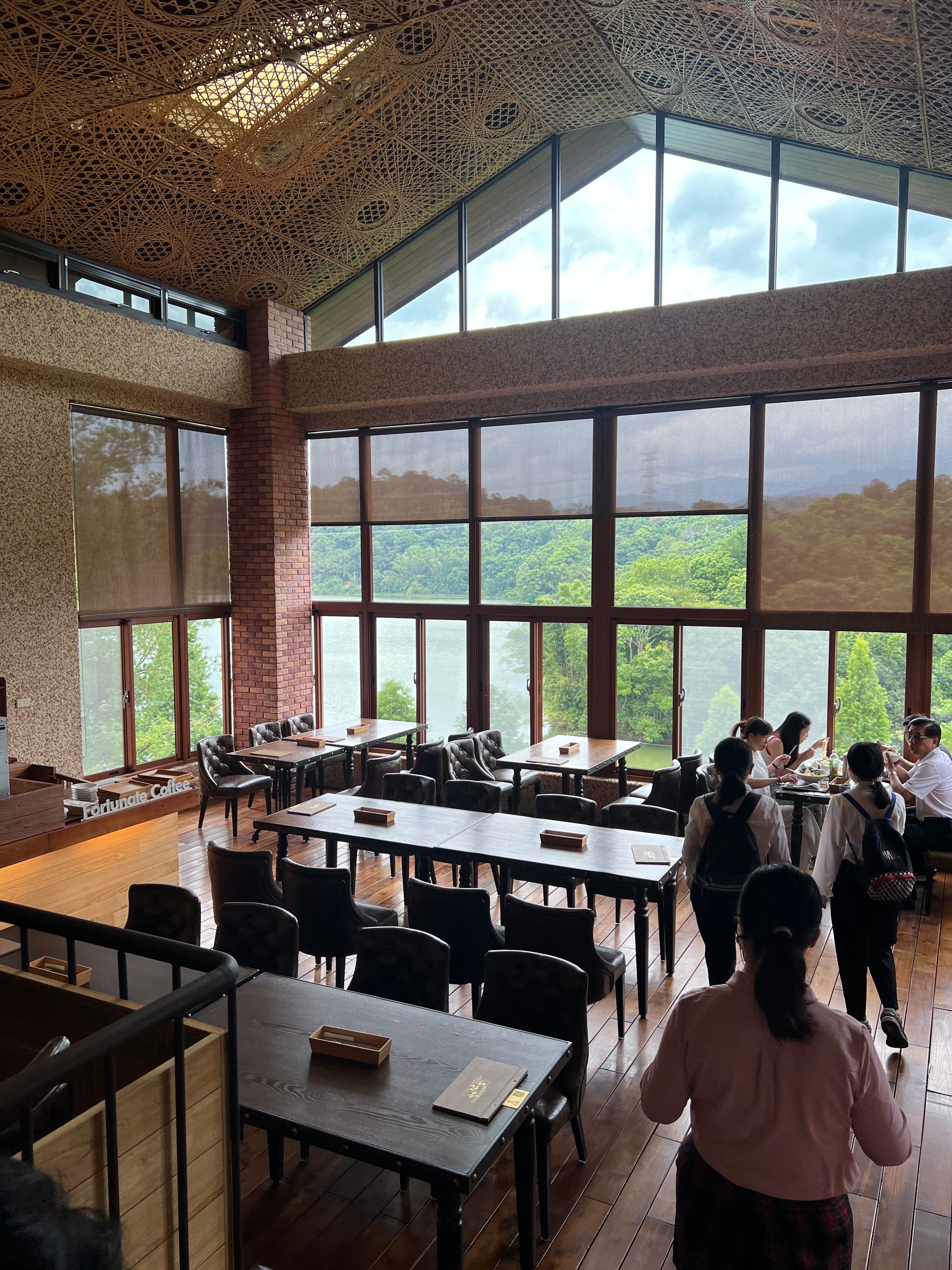 世界幸福咖啡總店-幸福坊 — photo 2