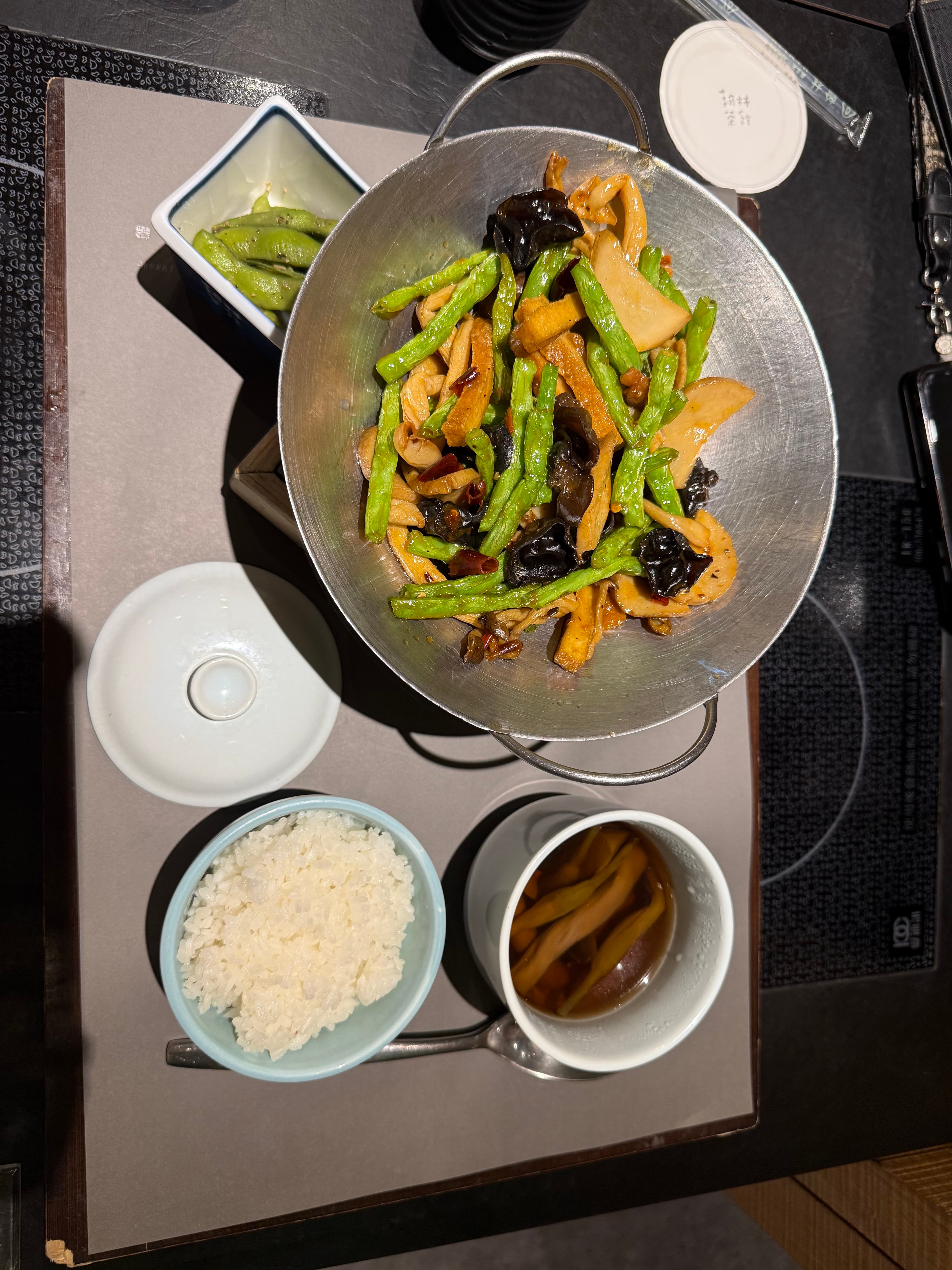 翰林茶館 高雄統一時代店 — photo 5